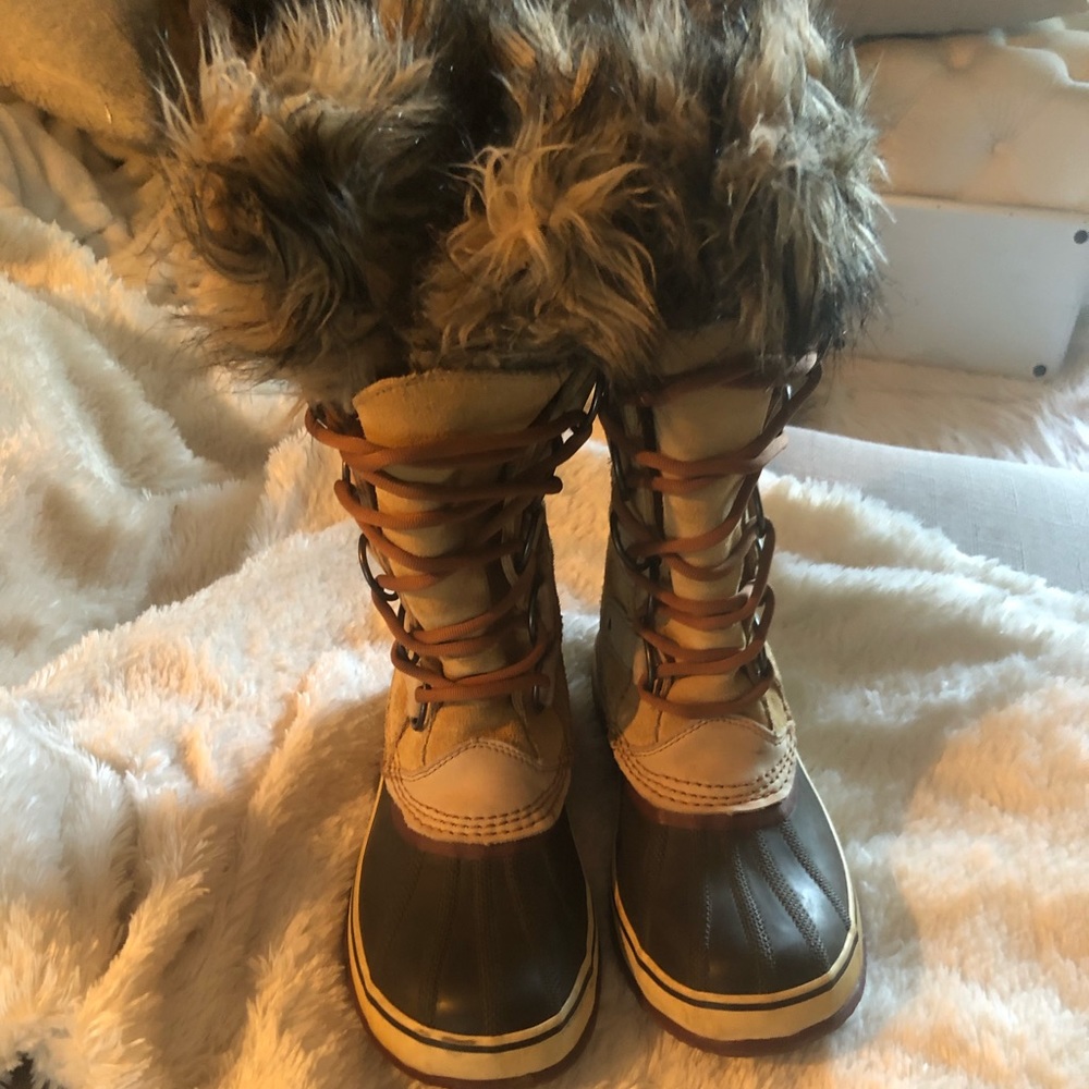 Sorel Rubber Faux Fur Trim Lace-Up Boots